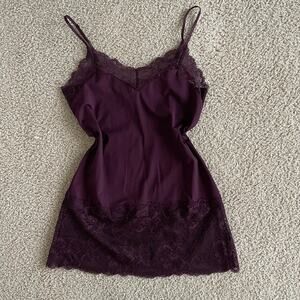 Y2K White House Black Market Maroon Cami with Lace - Size S